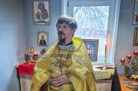 Скромный храм, но искренняя вера: богослужение в селе Малышево