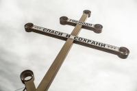 На "аварийном" Котиковском перевале участниками Вяземского крестного хода  установлен поклонный крест