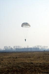 Воскресные прыжки с парашютом: как это было...